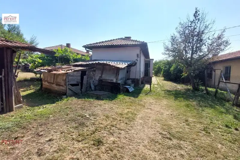 House in Oblast Gabrovo, Donino
