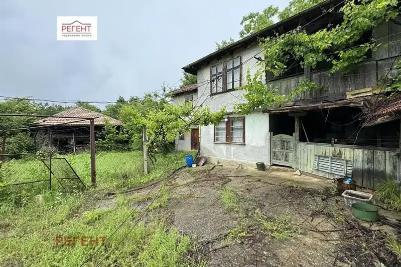 House in Oblast Gabrovo, Dumnici