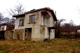 Къща в Габрово, с. Горнова могила