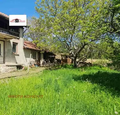 Снимка 2 — Къща в Габрово, с. Гостилица