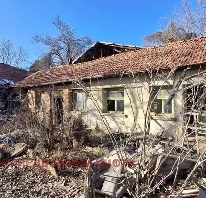 Снимка 2 — Къща в Габрово, с. Хирево