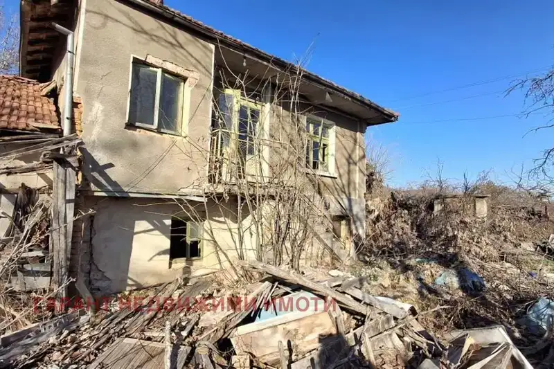 Къща в Габрово, с. Хирево