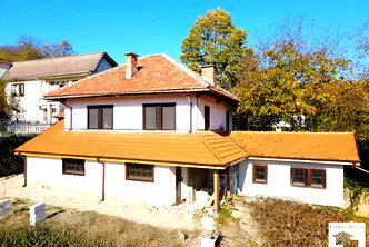Къща в Габрово, с. Костенковци