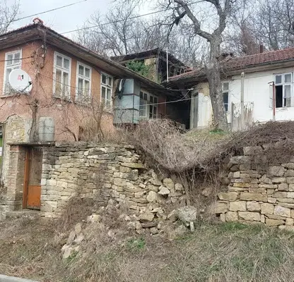 Снимка 2 — Къща в Габрово, с. Крушево