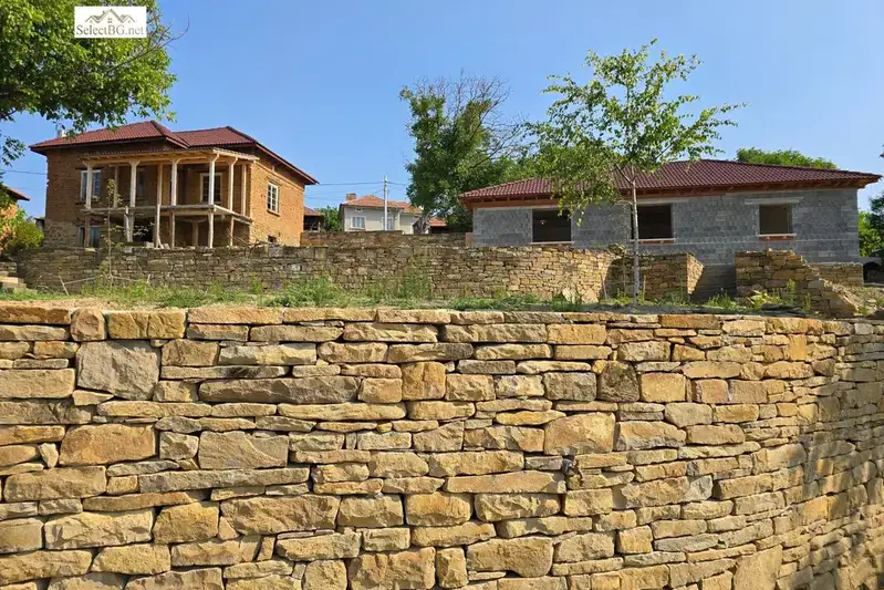House in Oblast Gabrovo, Lovnidol