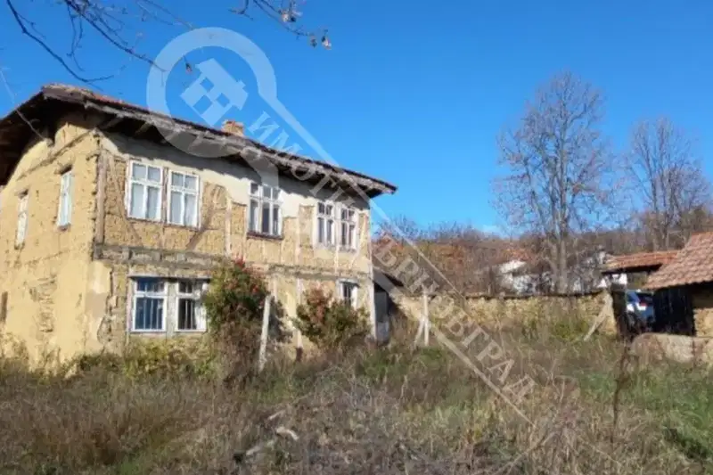 House in Oblast Gabrovo, с. Маневци