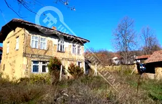 Къща в Габрово, с. Маневци