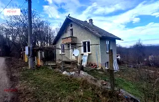 Къща в Габрово, с. Пейовци