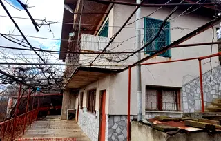 Къща в Габрово, с. Рязковци