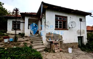 Къща в Габрово, с. Сенник