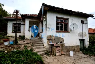 Къща в Габрово, с. Сенник