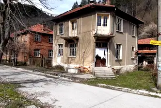 Къща в Габрово, с. Станчов хан
