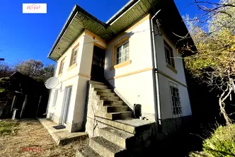 Къща в Габрово, с. Стоките