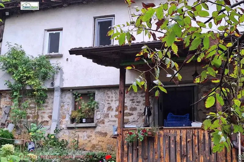 House in Gabrovo, Sybotkovci