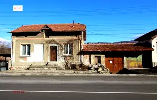 Къща в Габрово, с. Янковци