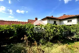 Къща в Хасково, с. Динево