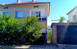 Къща в Кърджали, Крумов