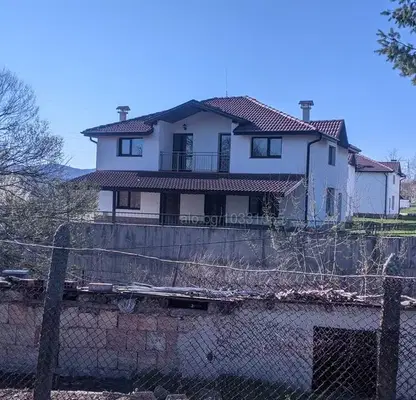 Photo 3 — House in Oblast Kyrdjali, Момчил