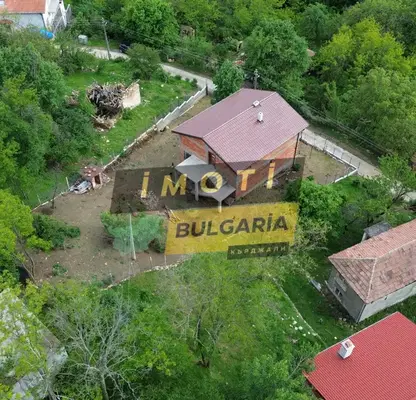 Photo 2 — House with 9 rooms and yard in Chilik village, Kardzhali region
