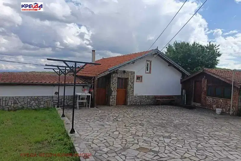House in Oblast Kyrdjali, Paprat