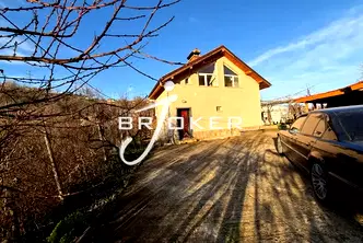 Къща в Кърджали, с. Резбарци