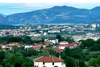 Къща в Кърджали, с. Срединка