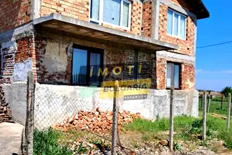 Къща в Кърджали, с. Звъника