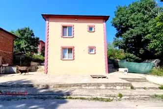 Къща в Кюстендил, Бобов дол
