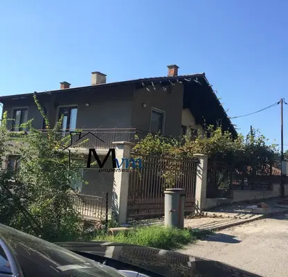 Снимка 3 — Къща в Кюстендил, Бобов дол