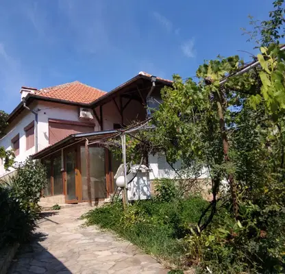 Photo 3 — House in Oblast Kyustendil, Bobov Dol