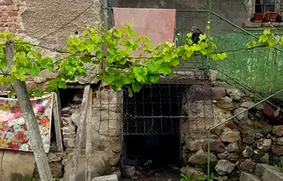 Къща в Кюстендил, Бобов дол