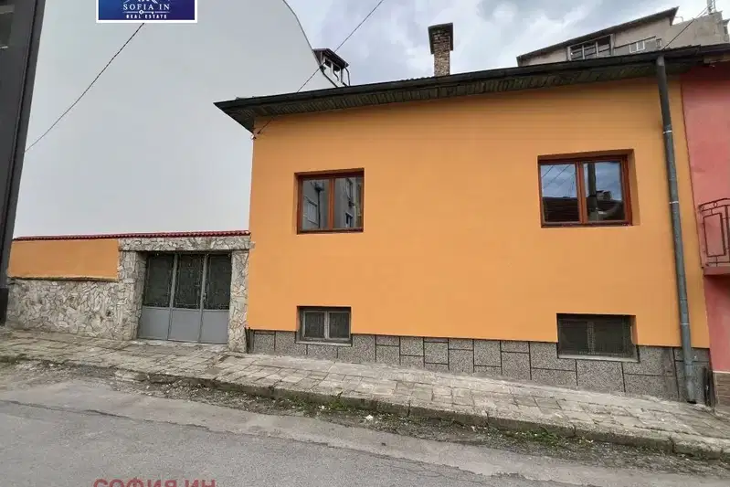 Къща в Кюстендил, Дупница