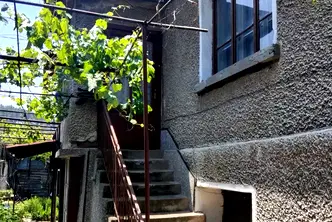 Къща в Кюстендил, Дупница