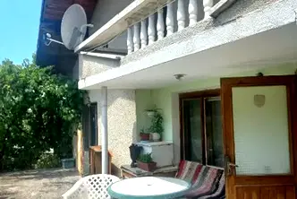 Къща в Кюстендил, Сапарева баня
