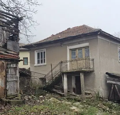 Снимка 3 — Къща в Кюстендил, Сапарева баня