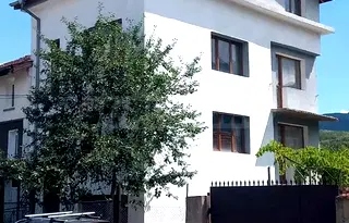 Къща в Кюстендил, Сапарева баня