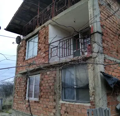 Снимка 2 — Къща в Кюстендил, с. Бураново