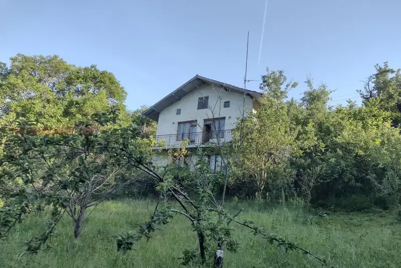 Къща в Кюстендил, с. Цървеняно
