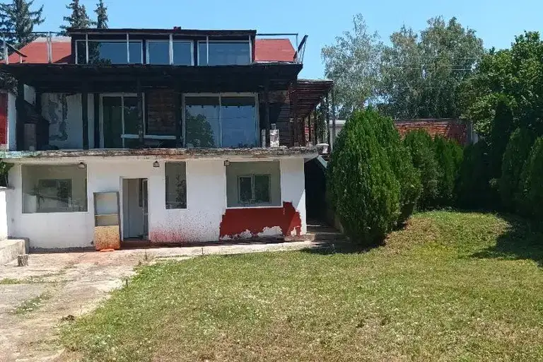House in Oblast Kyustendil, Gorna Grashtica