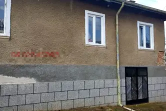 Къща в Кюстендил, с. Горна Гращица
