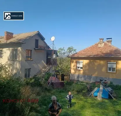 Снимка 5 — Къща в Кюстендил, с. Гърляно