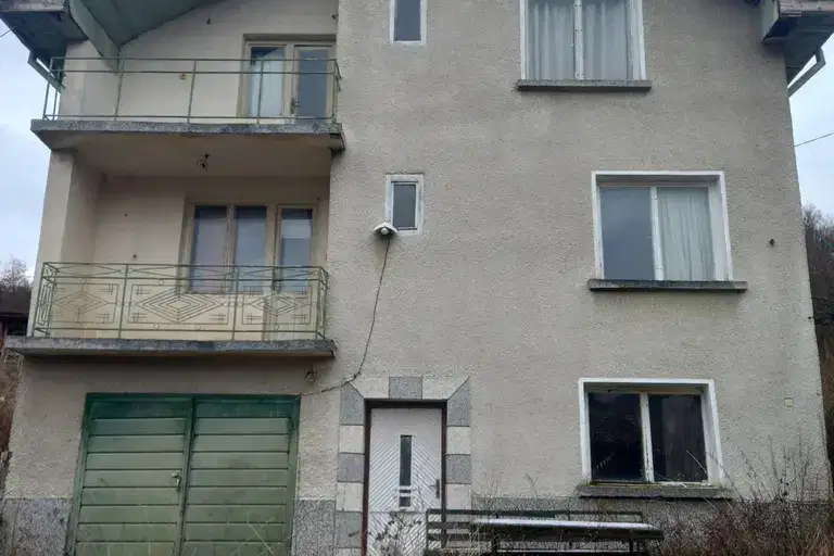 Къща в Кюстендил, с. Мала Фуча