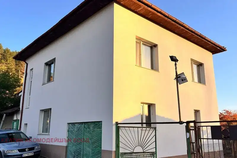 Къща в Кюстендил, с. Мало село