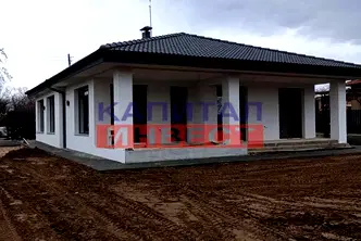 Къща в Кюстендил, с. Пороминово