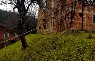 Къща в Кюстендил, с. Сапарево