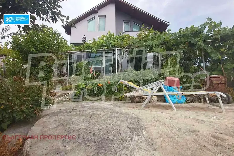 House in Oblast Kyustendil, Stob