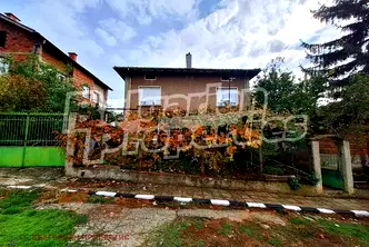 Къща в Кюстендил, с. Тополница