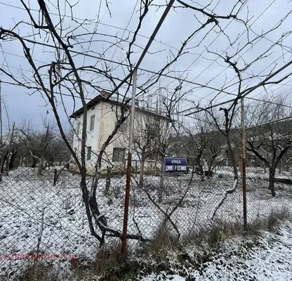 Снимка 3 — Къща в Кюстендил, с. Ваксево