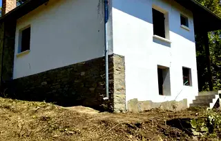 Къща в Ловеч, Априлци