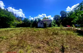 Къща в Ловеч, Априлци